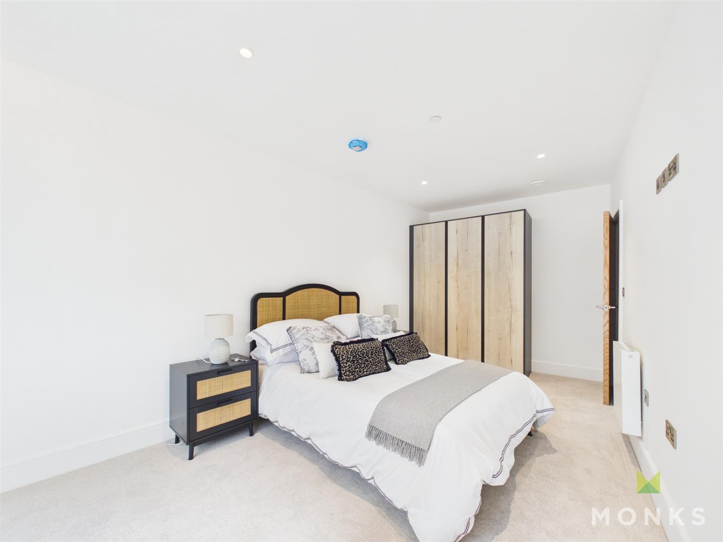 33 Old Coleham Court, Shrewsbury, SY3 7BS For Sale